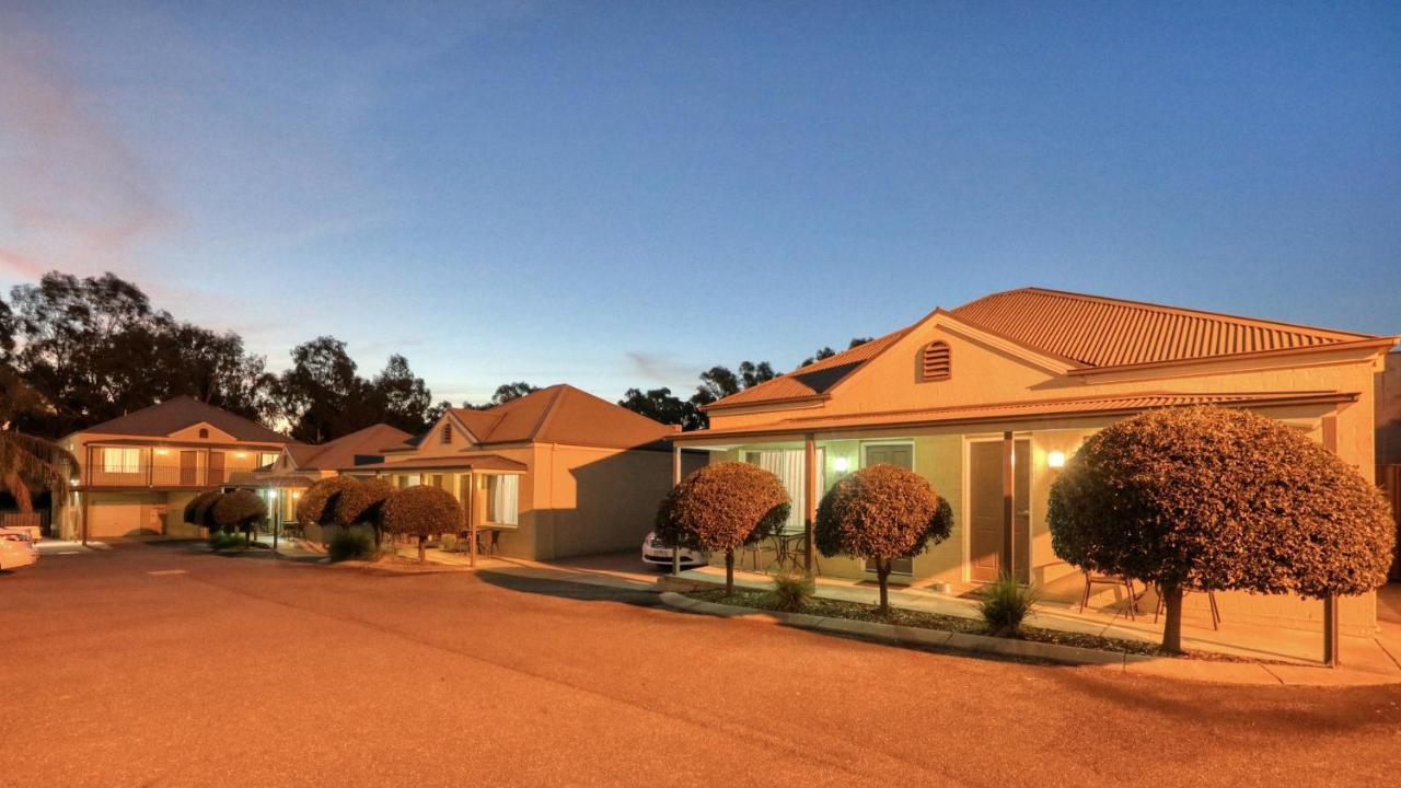 Aparthotel Bridges On Meninya & Moama